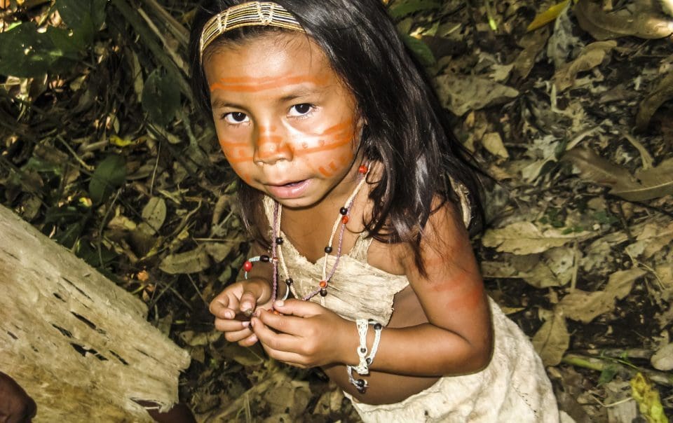 Ecuador_Maedchen am Amazonas_Reisen Ecuador_Maedchen am Amazonas_Reisen